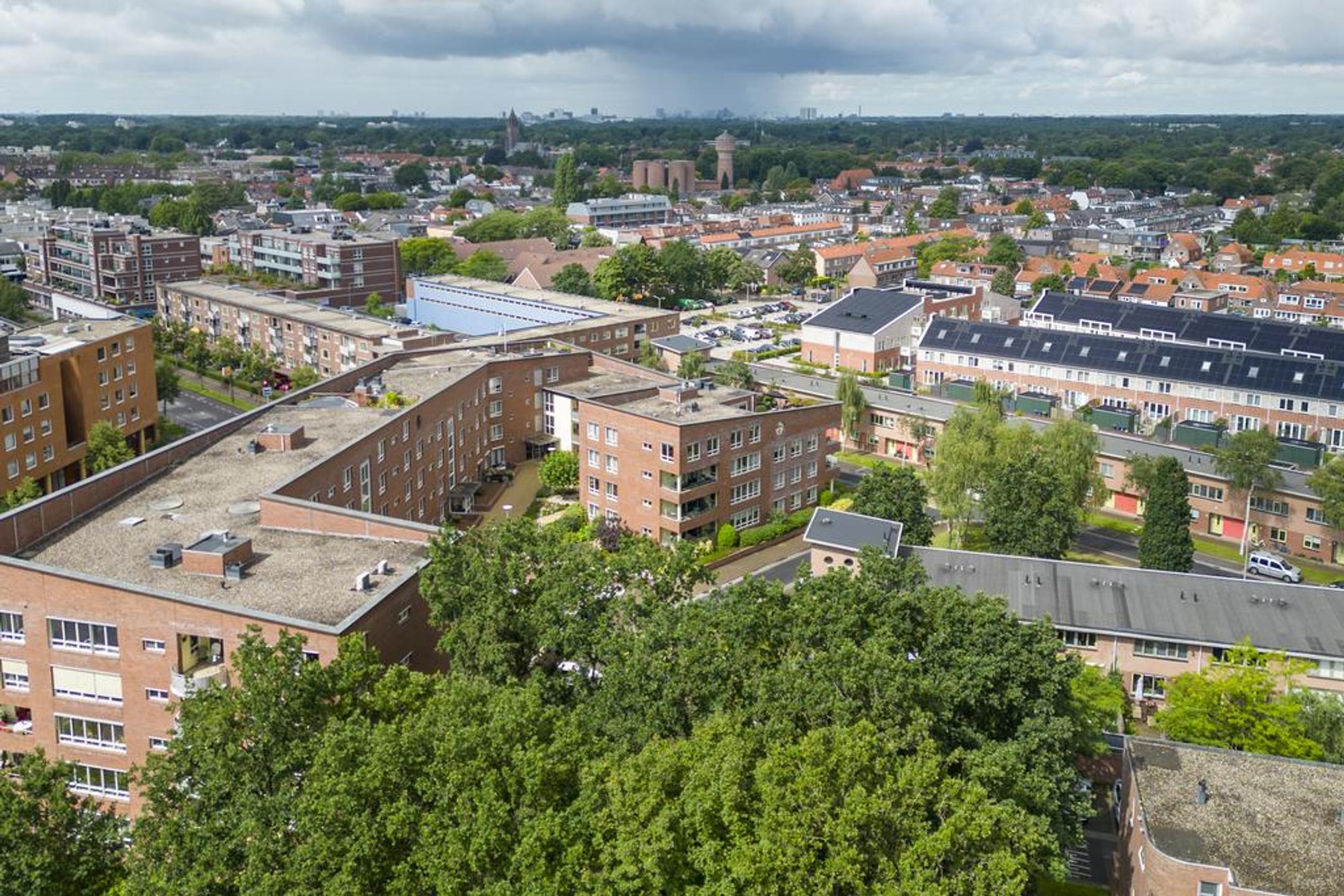 https://www.vvelaadloket.nl/app/uploads/2026/06/chatelet.jpg
