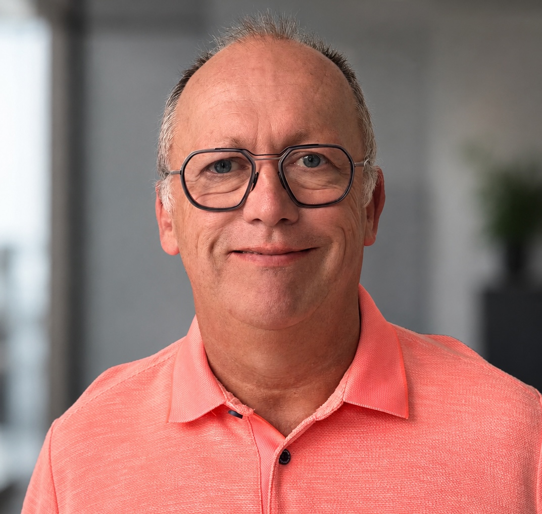 https://www.vvelaadloket.nl/app/uploads/2026/07/Mark-portret.jpg
